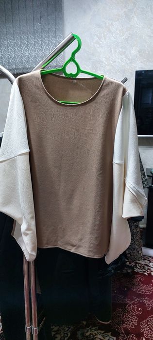 Свитера, блузки, пиджаки