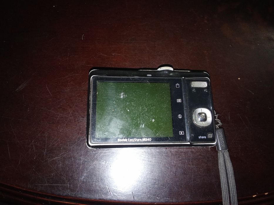 Продам фотоаппарат Кэнон.