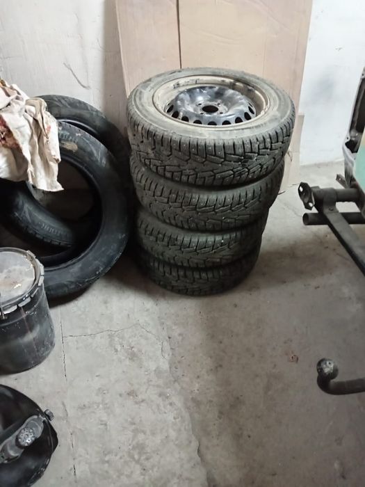 Продам колеса зимние