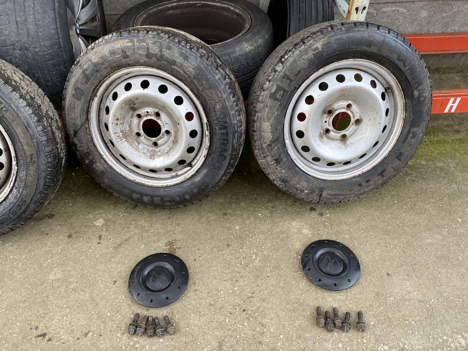 Jante+cauciucuri 205/65R16C Vw Transporter T5 Pret 1000 lei setul