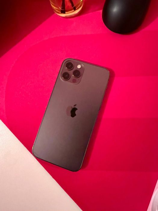 iPhone 12 Pro.
