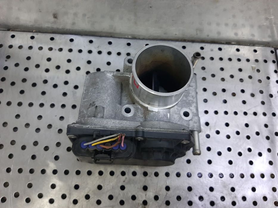 clapeta acceleratie  2.0 d rf7j mazda 6  rf7j136b0d