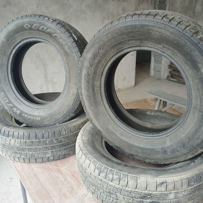 Зимняя резина 225*70* R16