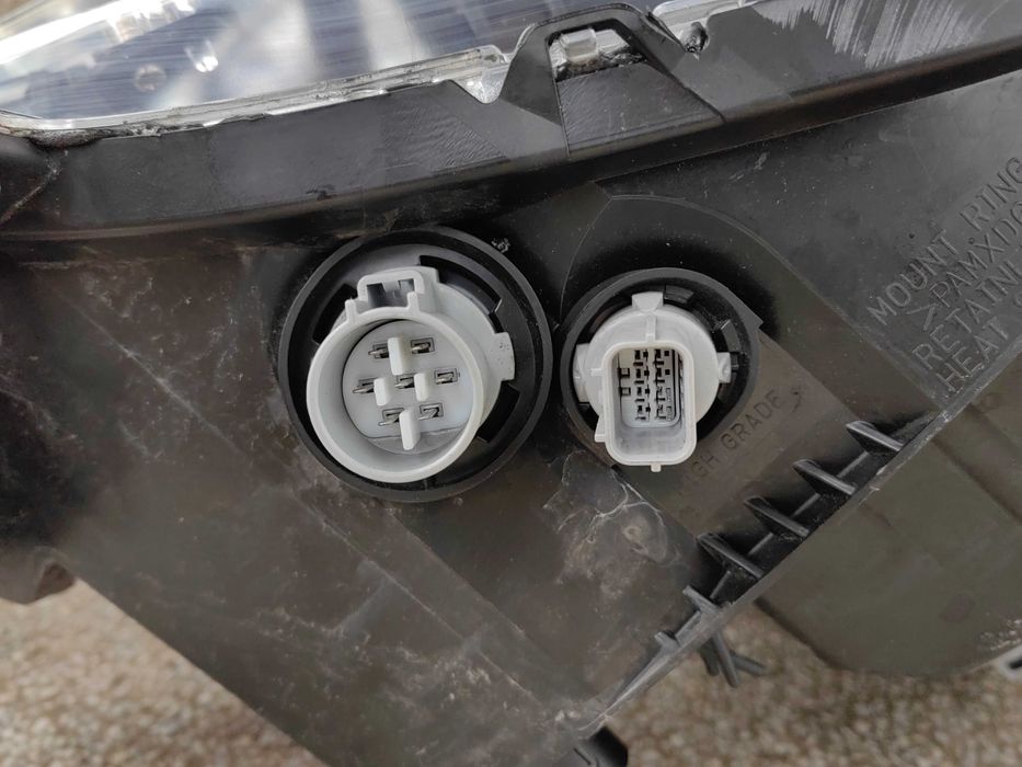 Фар Mazda CX5 FULL LED 17-22г. ляв / Фар Мазда ЦХ5 Оригинален