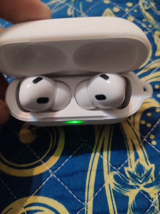 наушник Air pods