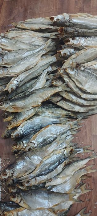 Продается сушена рыба.