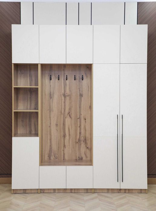 Прихожая со склада