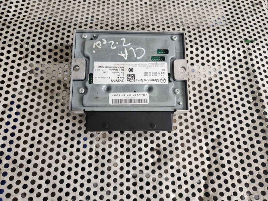 Amplificator Harman Kardon Mercedes Cla W117 Dezmembrez Mercedes Cla W117 Motor 2.2 CDI Euro 5 Motor 651 - Dezmembrari Arad