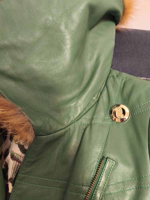 Продам кожаное пальто. плащ, куртка.