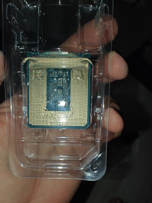 Intel i5 12600kf