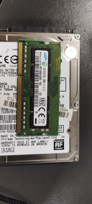 HHD 500g две озу DDR3 2g wi-fi приемник. Продаётся всё комплектом.