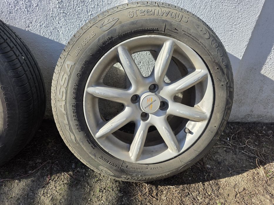 Jante Aliaj 15 cu cauciucuri de vara