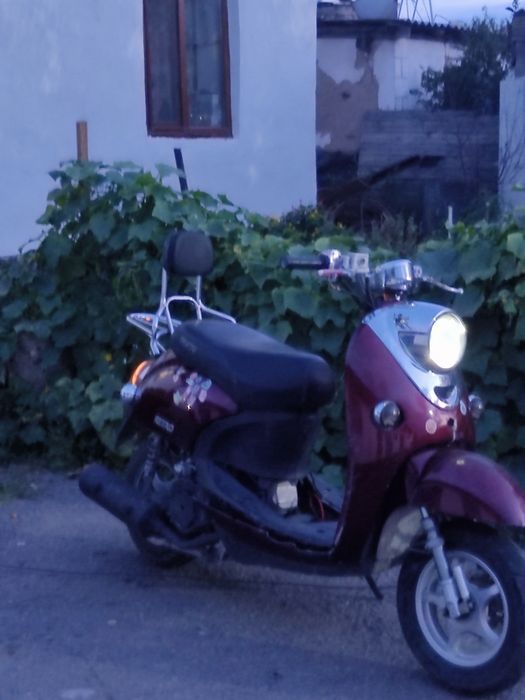 Скутер,мопед Vento Retro 15O