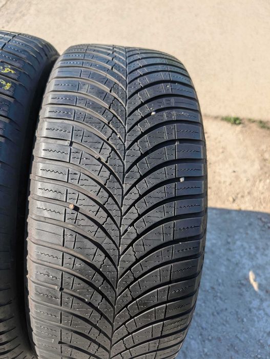 225/55 R17 • All Season • Goodyear Vector 4Seasons Gen 3 101W | 4 buc | DOT 2022-2024 | Pret/buc
