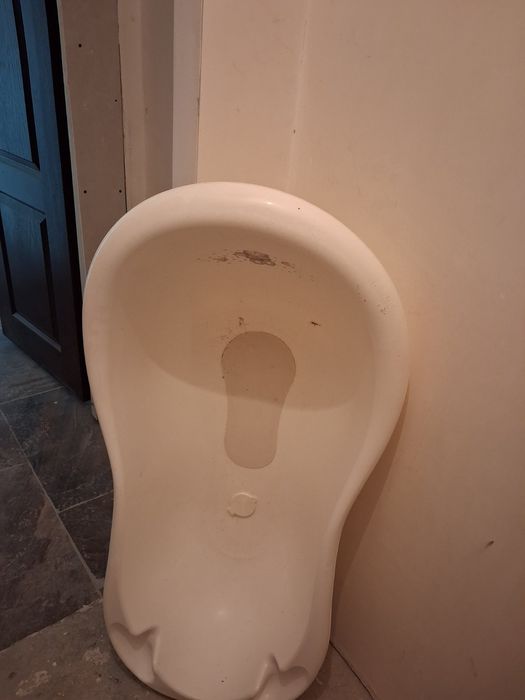 Ново,сгъваемо детско легло и ваничка с източване