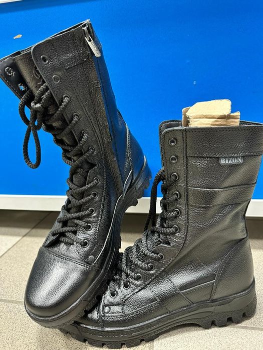 Берцы кроссовки обувь