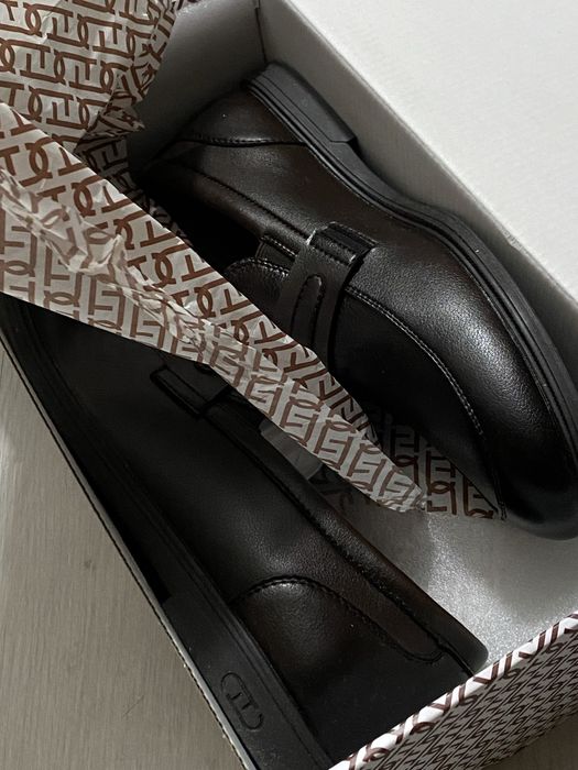 Лоферы коричневые новые