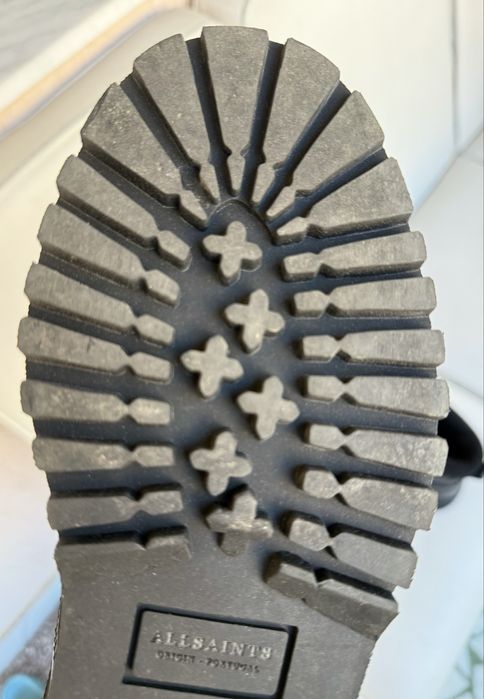 Bocanci din piele nr. 40