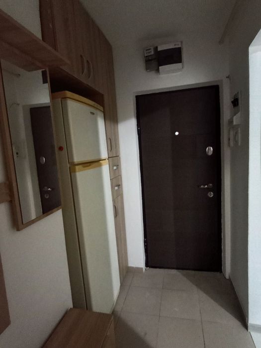 Închiriez apartament 2 camere