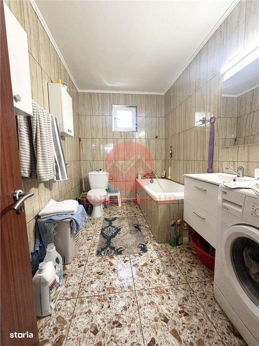 Casa din Caramida, Amprenta 80 mp si Teren 215 mp, Lumina