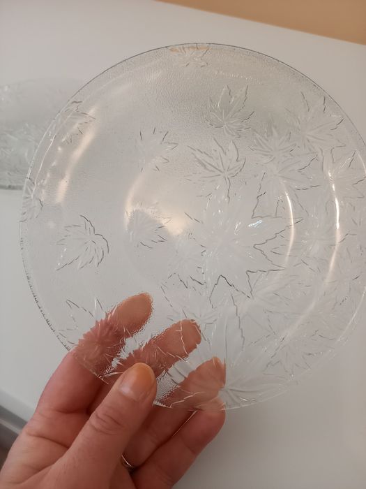 Комплект стъклени чинии