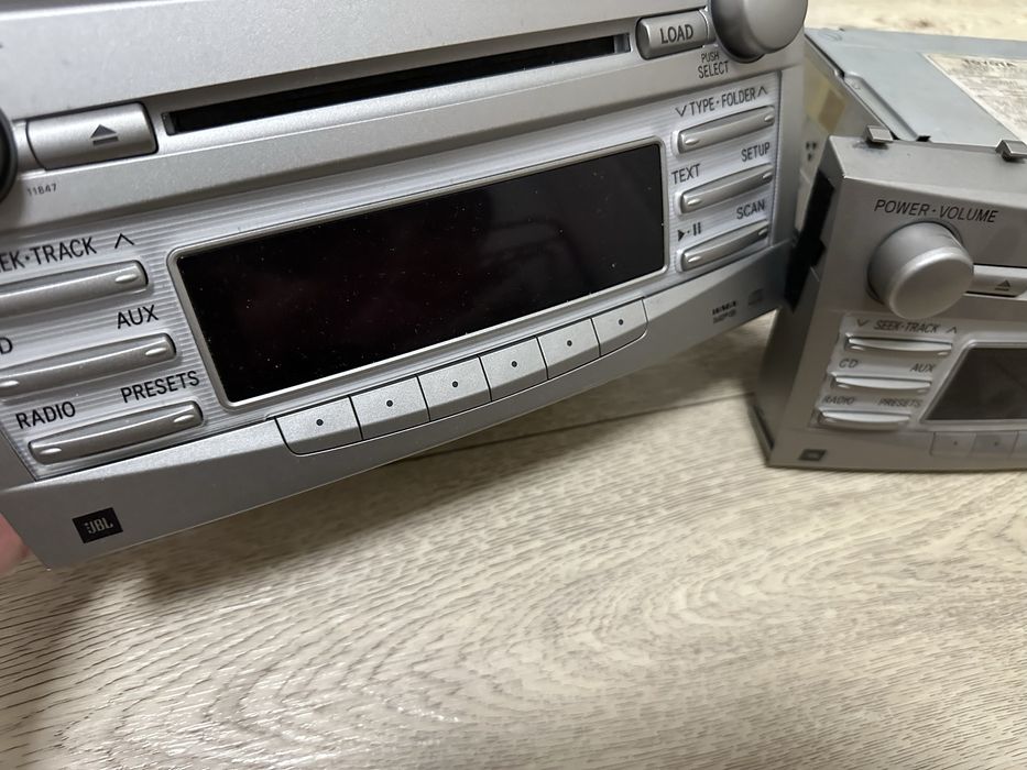 Продам мафон на камри 40-45