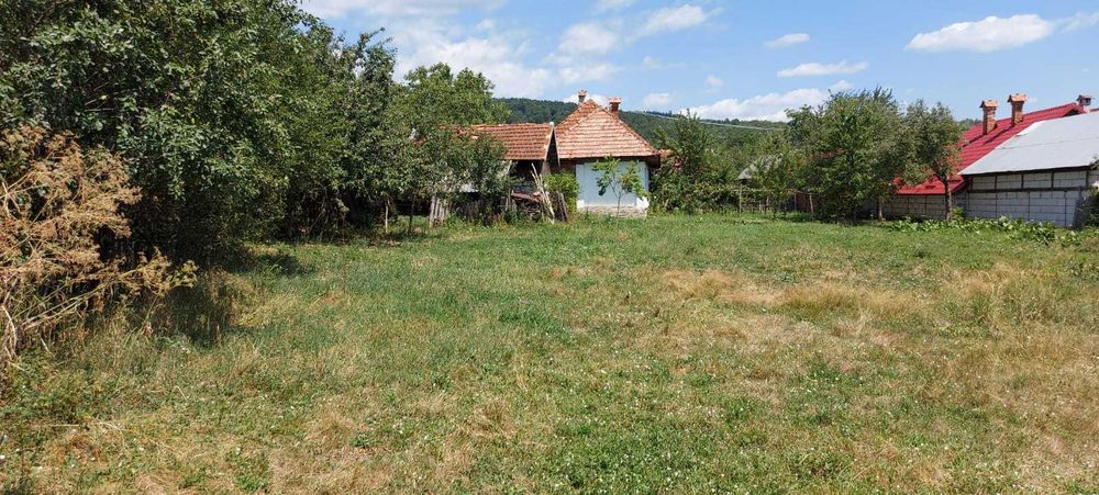 casa de vanzare + teren intravilan com Polovragi