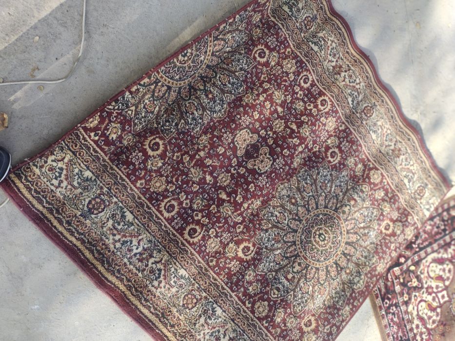 Гиламчалар 3 таси сотилади