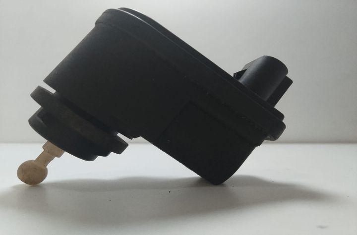 Motoras reglare faruri 09152523 Opel Vectra B