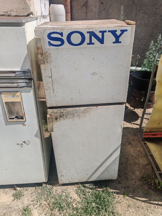 Продам холодильники