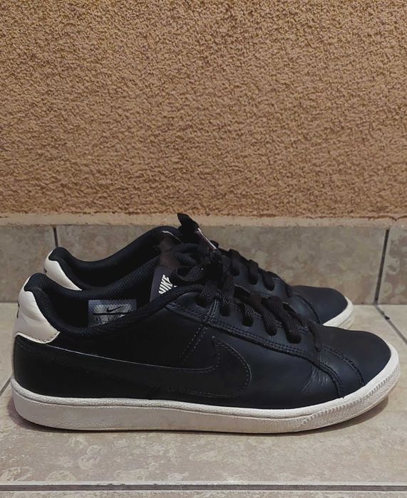 Дамски кецове Nike