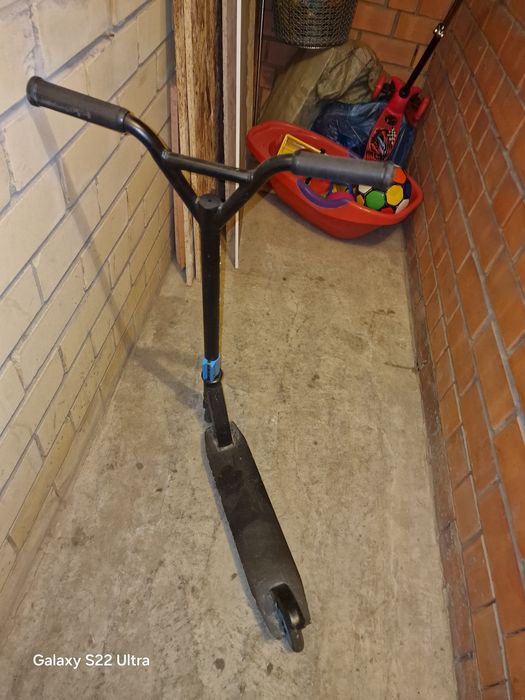 Продам трюковой самокат