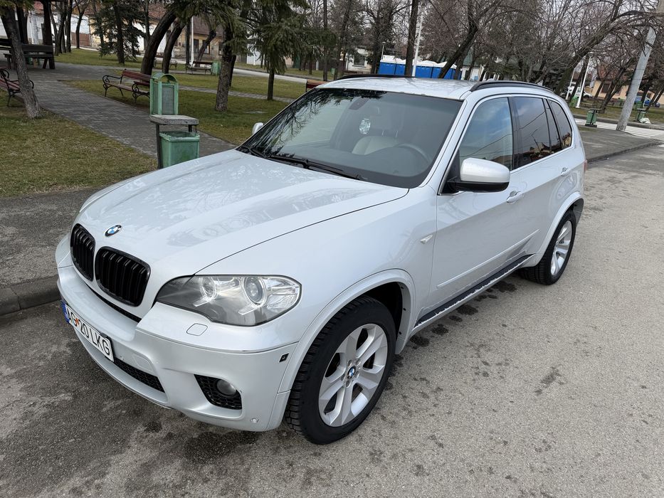 Bmw X5 Lci pachet M Individual 3.0 diesel automat 7 locuri camere 360