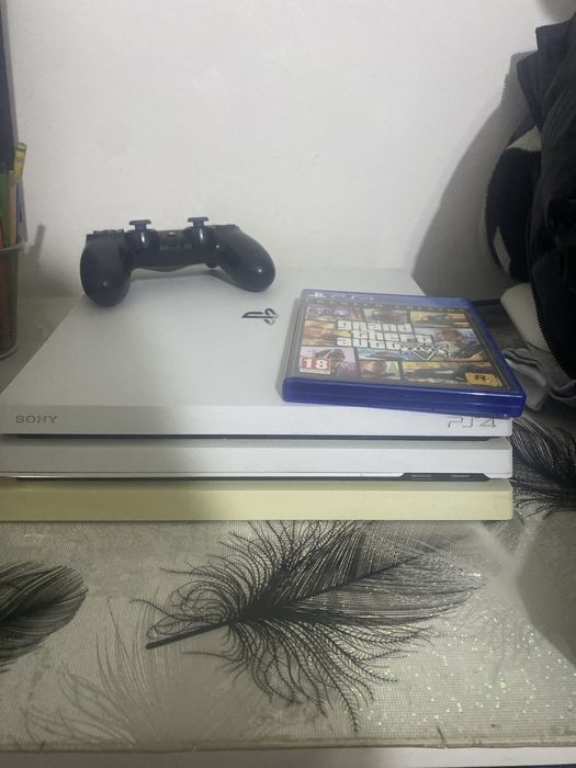 Play Station 4 pro, ca nou