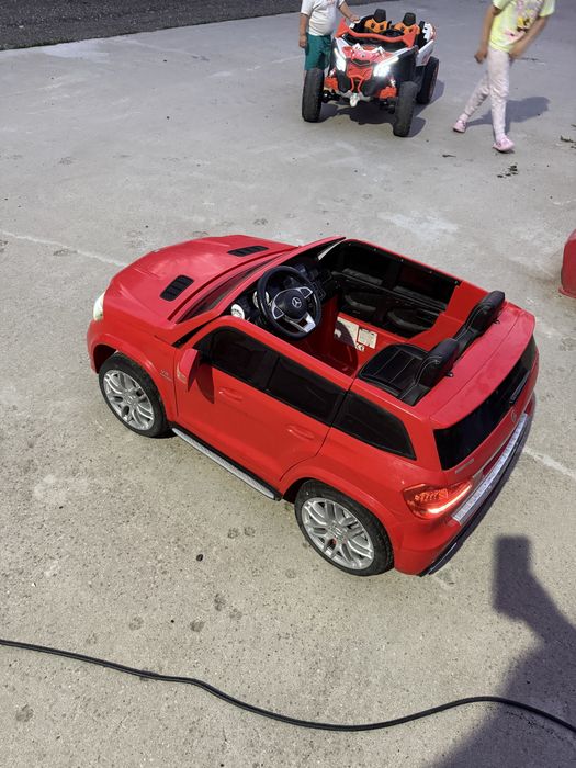 Masinută electrica pentru 2 copii Mercedes GLS63 AMG