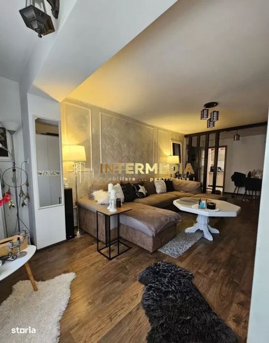 Apartament 3 camere CETATE Bulevard Etaj3 Renovat Total Mobilat Beci P