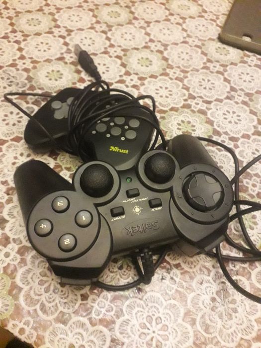 Джойстик  saitek и trust продам недорого