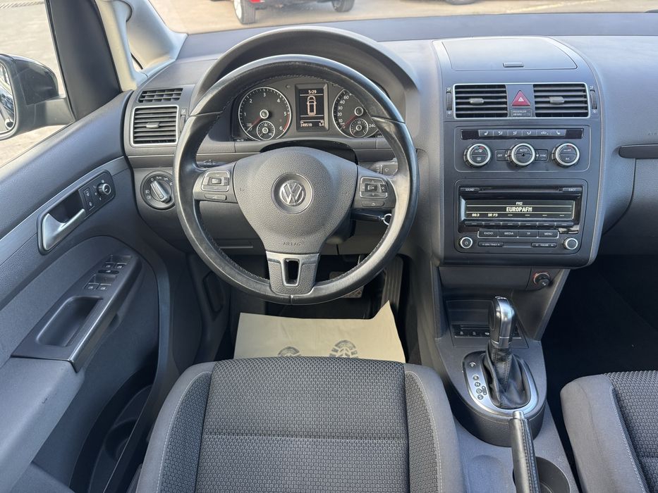 Volkswagen Touran  7Locuri AUTOMAT 1.6diesel 2014