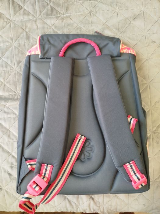 Детска раница за момиче ортопедична. Чисто нова