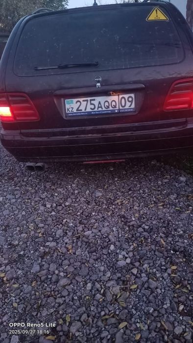 MERCEDES-BENZ E200, 2002 год