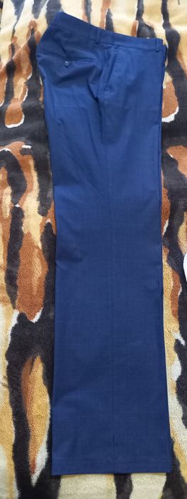 Продам мужской костюм