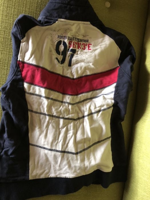 Hanorace, diferite marimi si firme