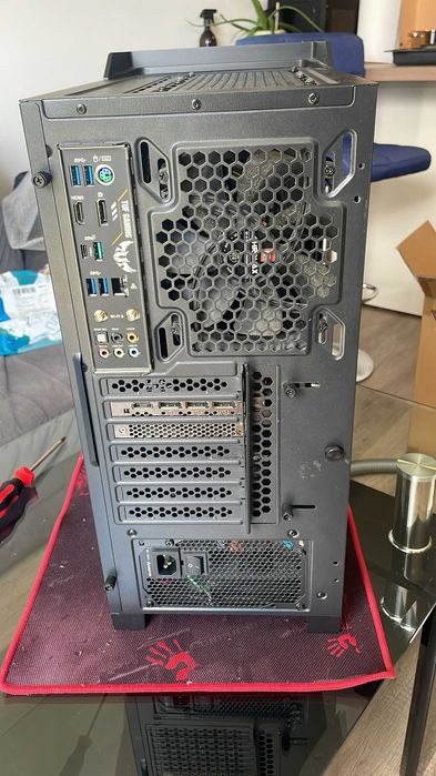 Геймърски компютър Gaming PC ASUS TUF gaming core i7 16gb RTX 3050 RGB