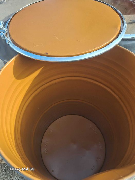 Butoaie de 200 Litri – Ideale pt. Depozitarea Grăunțelor și Cereale