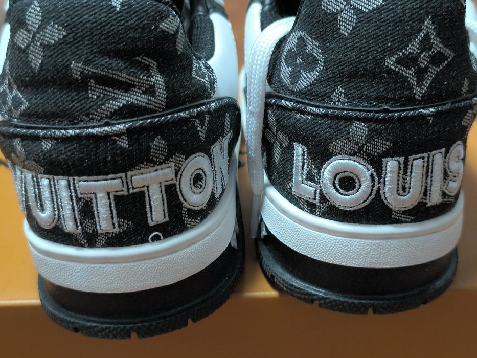 Adidași louis Vuitton marimea 42