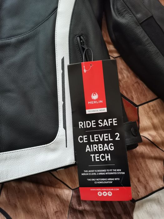 2 броя Кожени якета за мотор Merlin Luna "Airbag Ready"