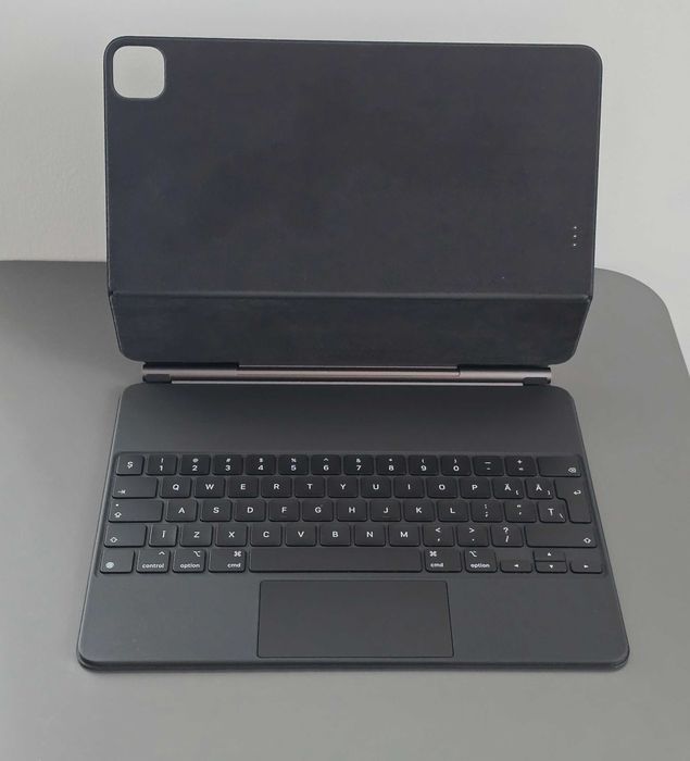 Tastatura Apple Magic Keyboard, Ipad Pro 12,9; Air 13 M2, M3