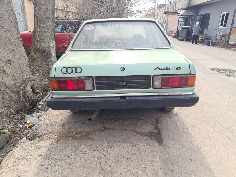 Продам Ауди 80 б 2, 1982 г