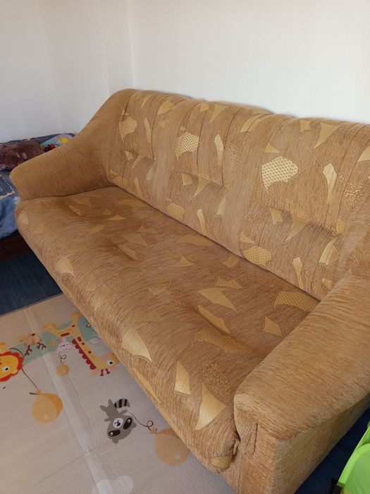 Диван - спалня, запазен, 150лв.