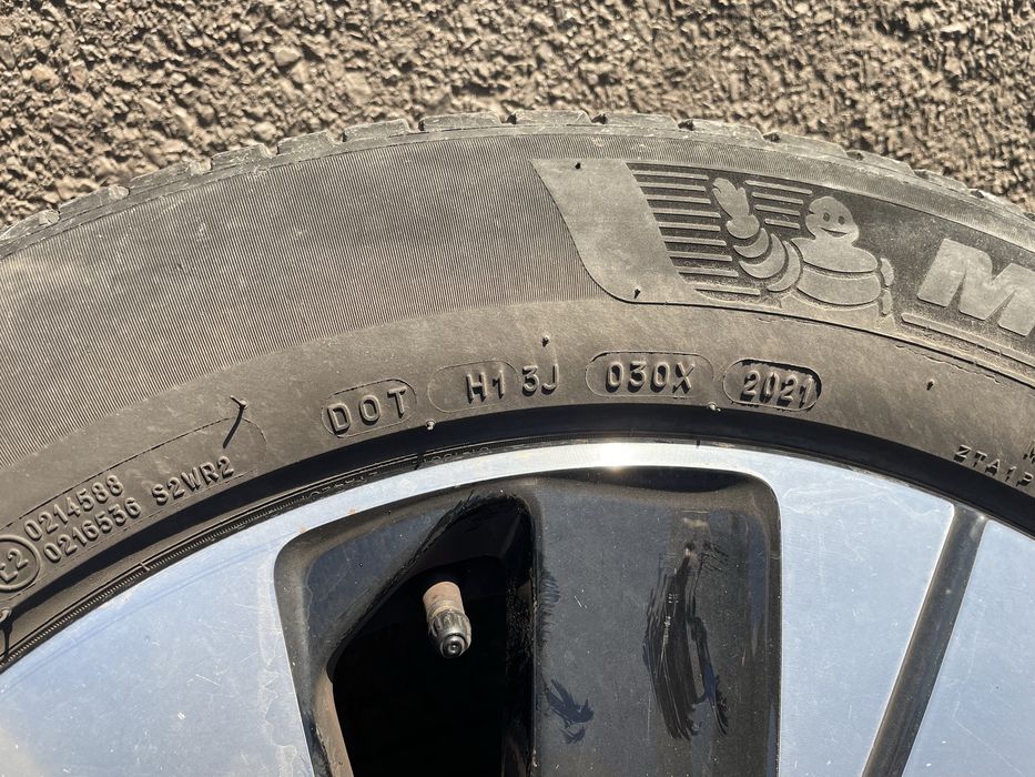 Джанти с гуми Volvo xc40 5x108 18” OEM